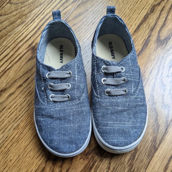 Old Navy Classic Chambray slip on shoes size 10 - Picture 1 of 8